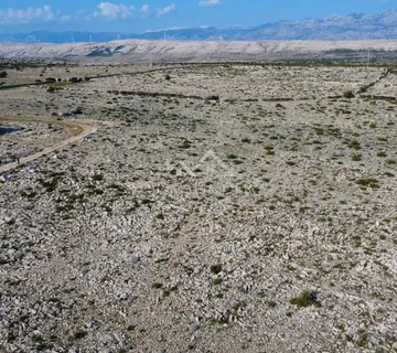 Građevinsko zemljište za turističku namjenu ili rekreaciju, 90000m2, otok Pag - cover