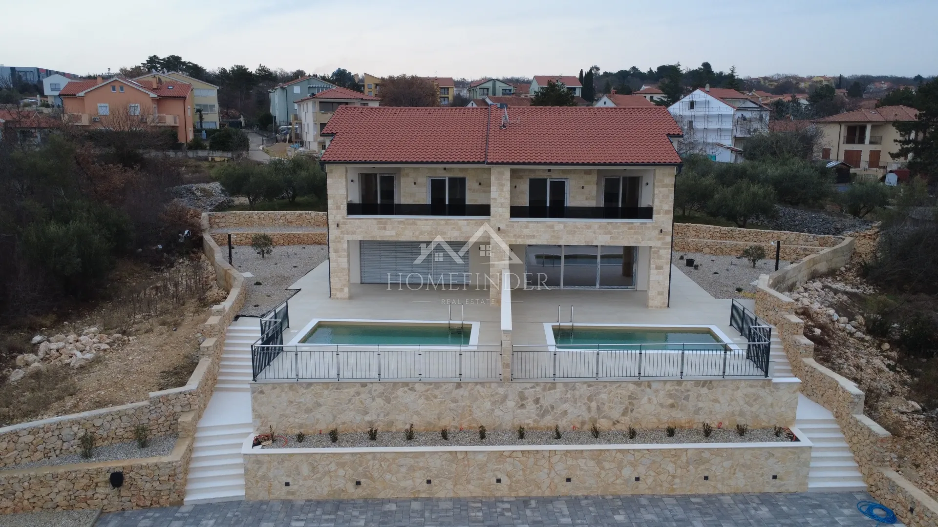 Luksuzna dvojna kuća s bazenom i pogledom na more, Malinska 152m2 - cover