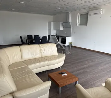 Stan Križ, 136m2 - cover