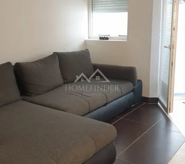 Apartman u starom dijelu Mandra, 50,68m2, 1VPM, Pag - Mandre, Kolan