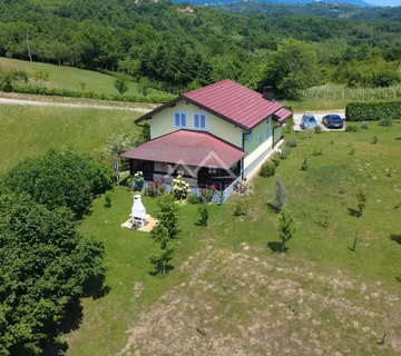 Kuća s predivnim pogledom, 140m2, Ozalj - Ferenci, Ozalj