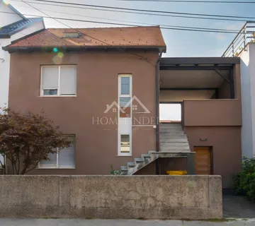 Obiteljska kuća, 180m², (4S), Borongaj, Zagreb