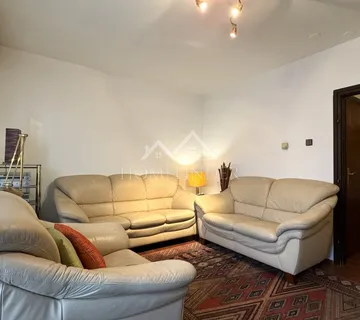 Prostrani stan, (5S), 120 m², Gornja Dubrava, Zagreb – dvoetažni - cover