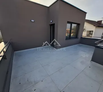 Moderni penthouse, novogradnja, 119,23 m2, 4S, GPM, VPM, Laščina - cover