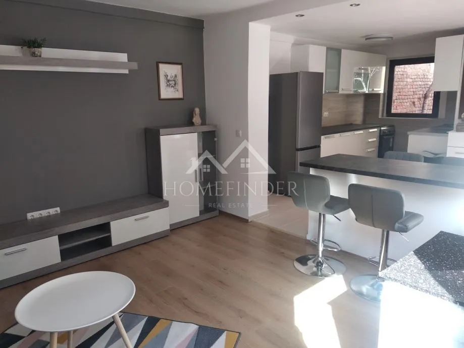 Kuća (95,5m2), Donji Grad - cover