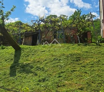 Zemljište 1090 m² s kućom za rušenje + šuma 2956 m² – Gornja Dubrava  - cover