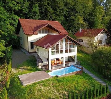 Atraktivna kuća s bazenom 250m² kod Krapinskih Toplica - cover