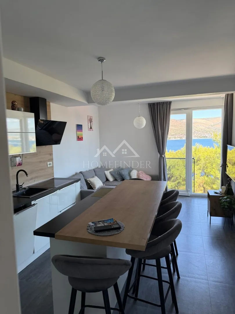 Predivan stan 51 m2, Okrug Donji, Čiovo - cover