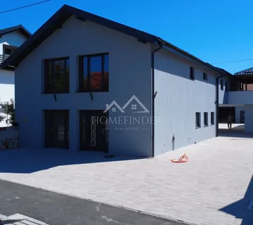 Stambeno-poslovna zgrada sa višestrukim mogućnostima, 510m2, Samobor - cover