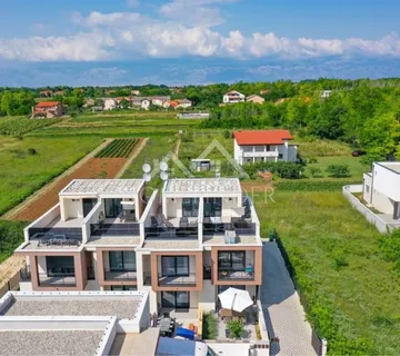 Kuća u nizu, 107 m2, Privlaka, Zadar – s pogledom na more - cover