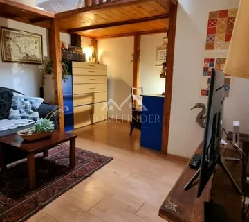 Dva objekta u strogom centru Gunduliceva 58m2 - cover