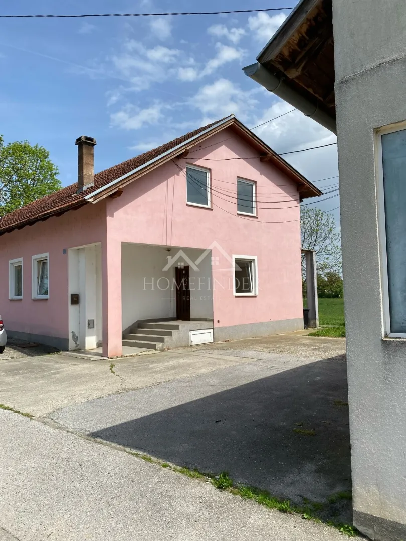 Sesvete (okolica), 1362 m² – kuća za adaptaciju s 2 objekta i garažom - cover