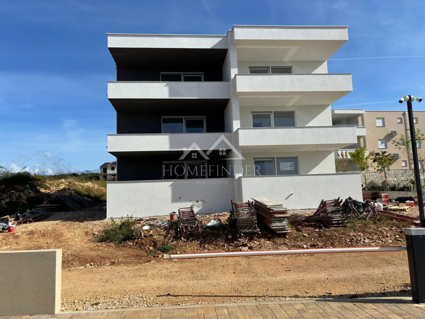 Stan s pogledom na more, 72m2, Novalja, NOVOGRADNJA - cover