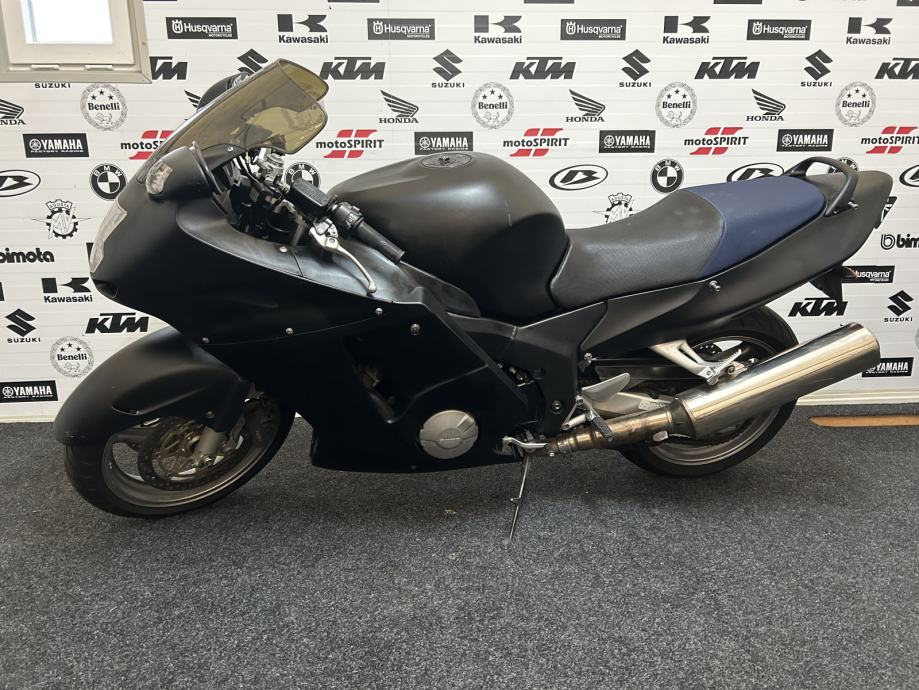 honda-cbr1100xx-1137-cm3-slika-208739858