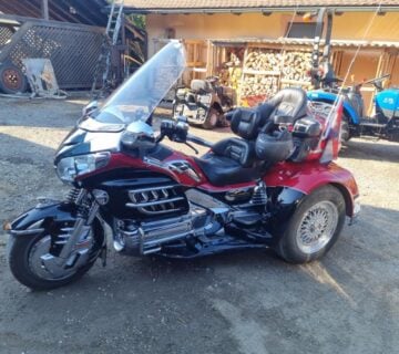 Honda Goldwing GL 1800 1800 cm3 TRIKE, 2007 god. - cover