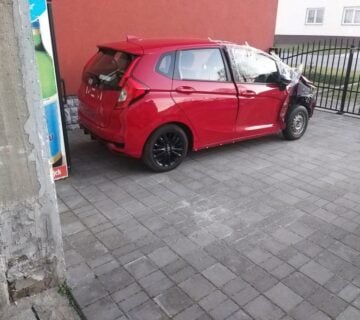 Honda Jazz 1,5 i-VTEC - cover