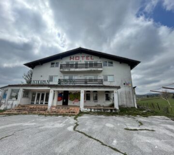 HOTEL, PRODAJA, P. JEZERA, 750 M2 - cover