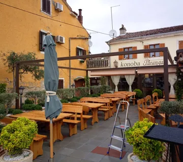 RAF ROLO tenda za restoran - cover