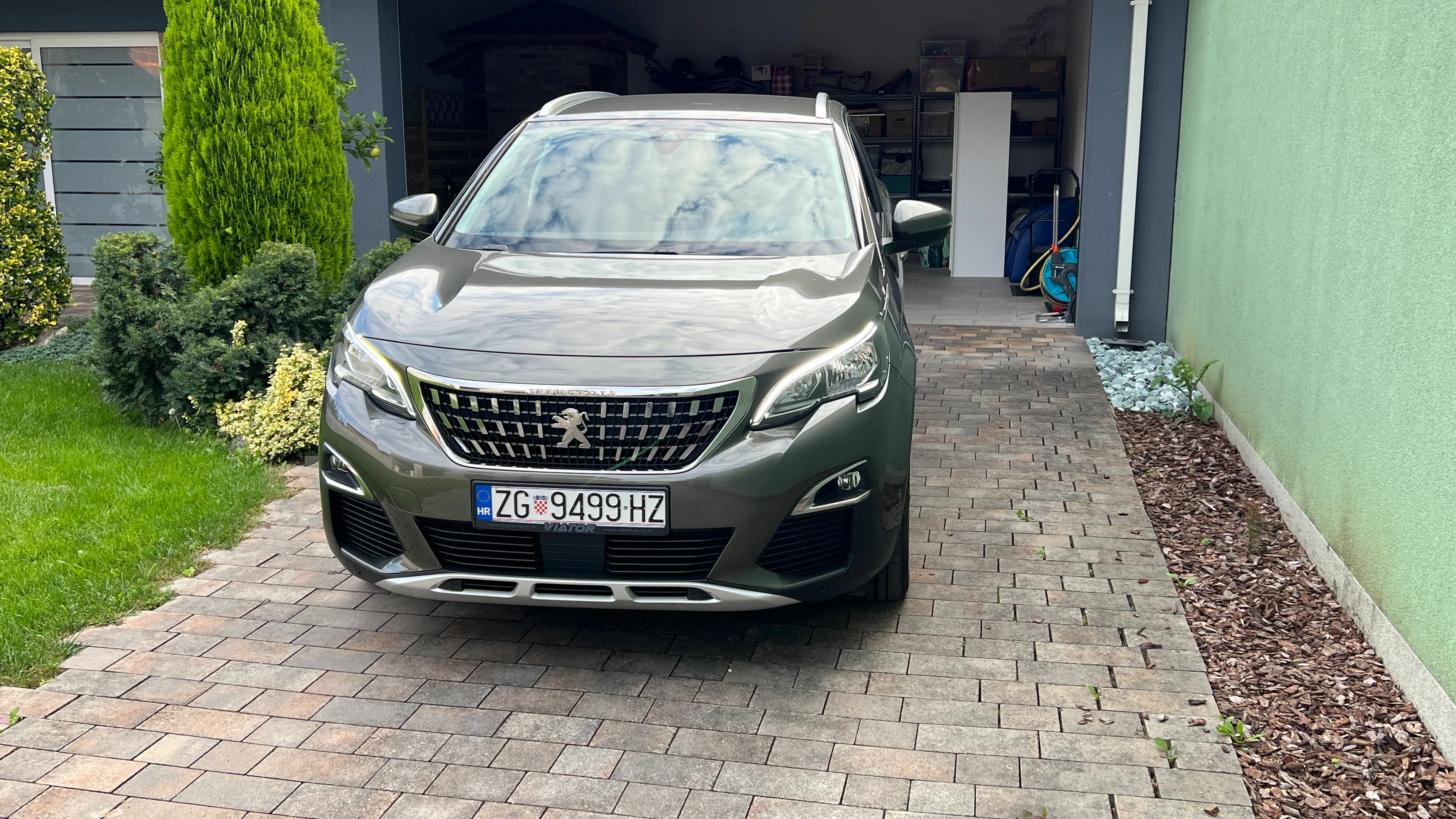 Peugeot 3008 Allure - cover