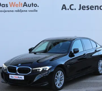 13082 BMW 320e Aut. - cover