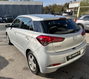 Hyundai i20 1,1 CRDi""92 000km""Na ime kupca""Jamstvo 12 mjeseci"" - cover