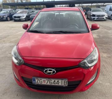 Hyundai i20 1,2 2014god reg 2/2025 prodajem - cover