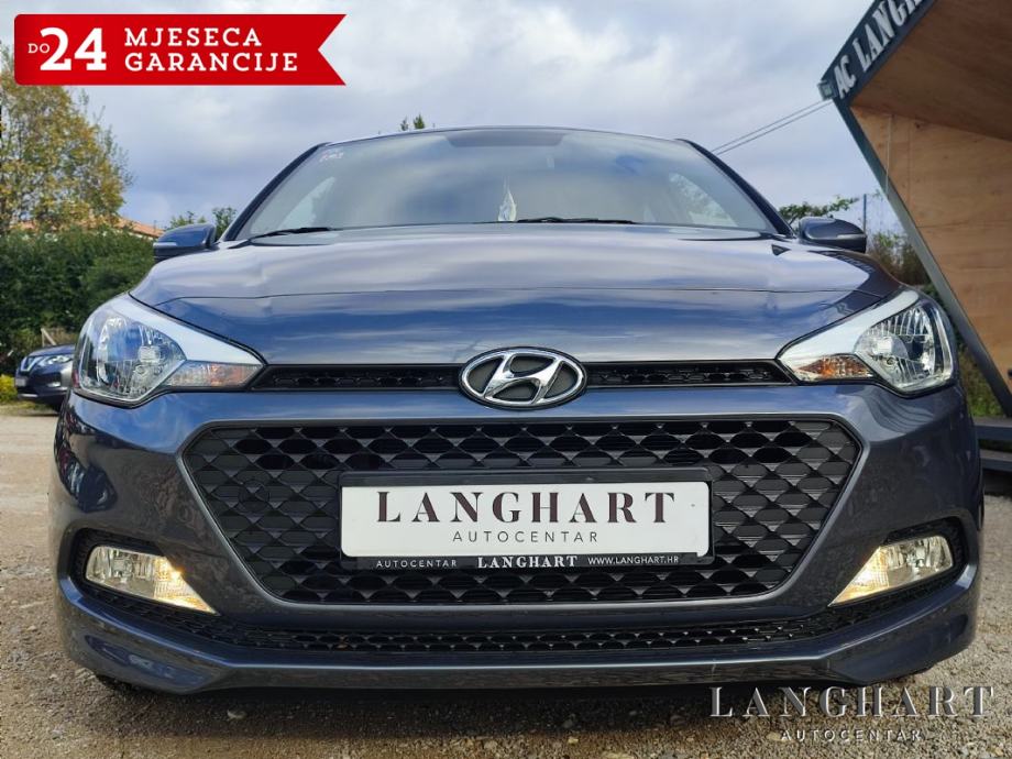 hyundai-i20-1.25-style-hr-auto-61790km-servisna-reg-04-2024-slika-208979585