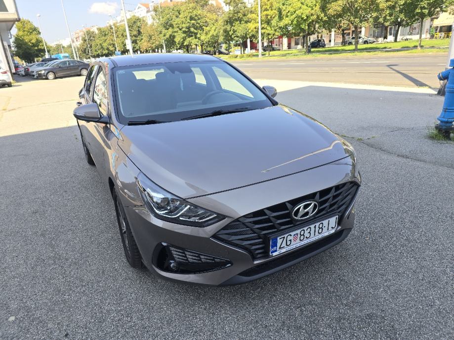 hyundai-i30-1.0-t-gdi-slika-228126278