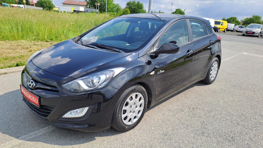 hyundai-i30-1.6-crdi-110ks-2013god-md-klima-led-6brzina-188tkm-kartice-slika-195132519