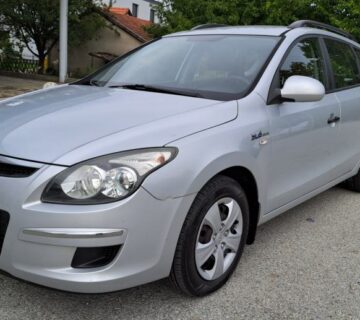 Hyundai i30 1,6 CRDi-2011gd.md-klima,162tkm,6br.,reg.07/2024gd,uslu.og - cover