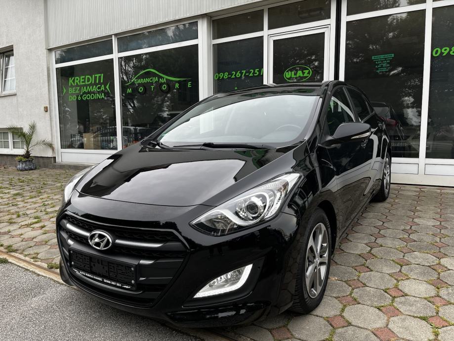 hyundai-i30-1.6-crdi-navi-kamera-led-slika-223195639