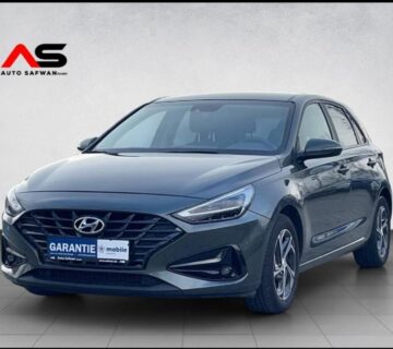 Hyundai i30 1,6 Navigacija - cover