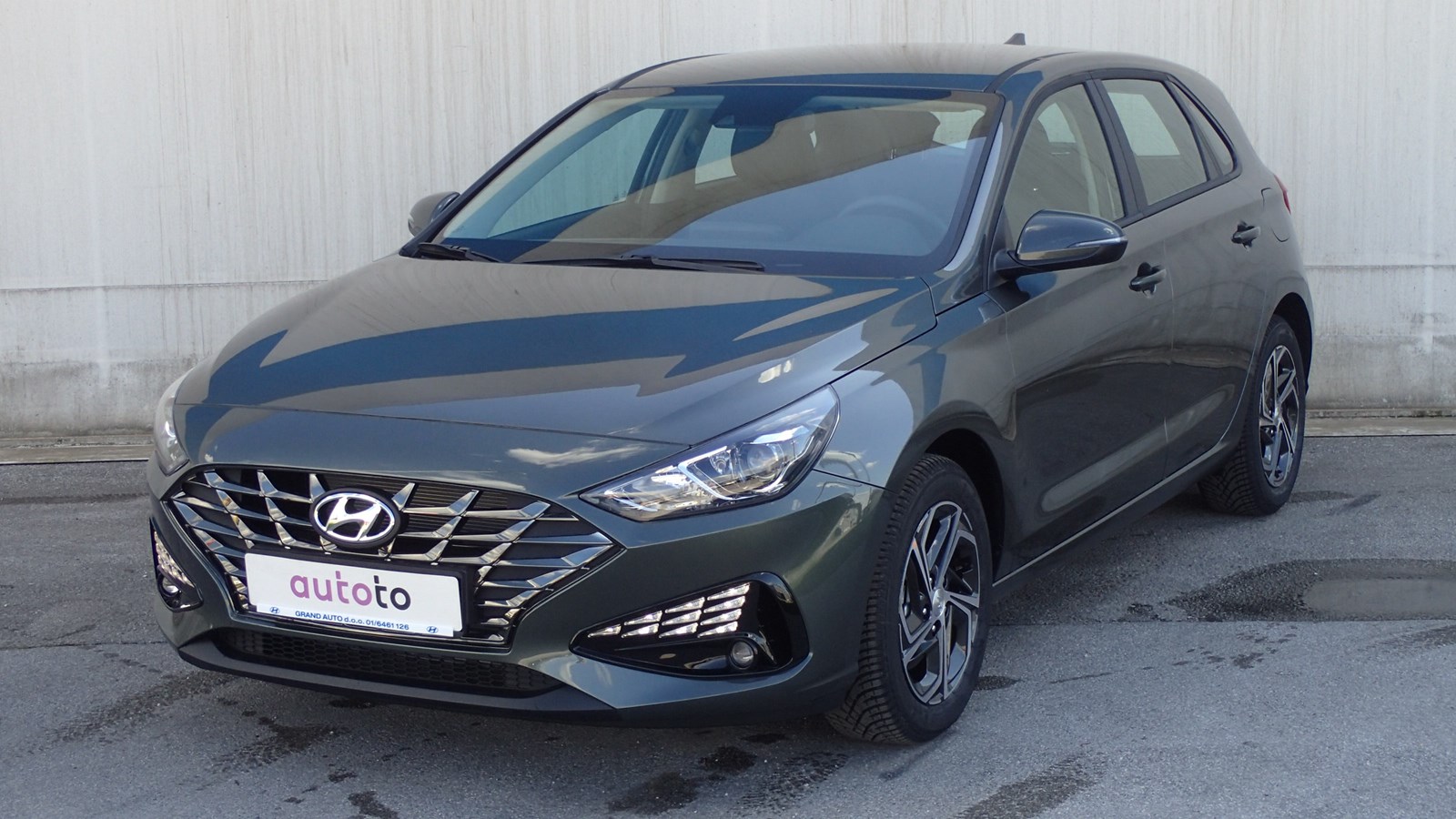 hyundai-i30-10-t-gdi-benzin-rabljeno-vozilo-at0205-638460193329726138_1600_900