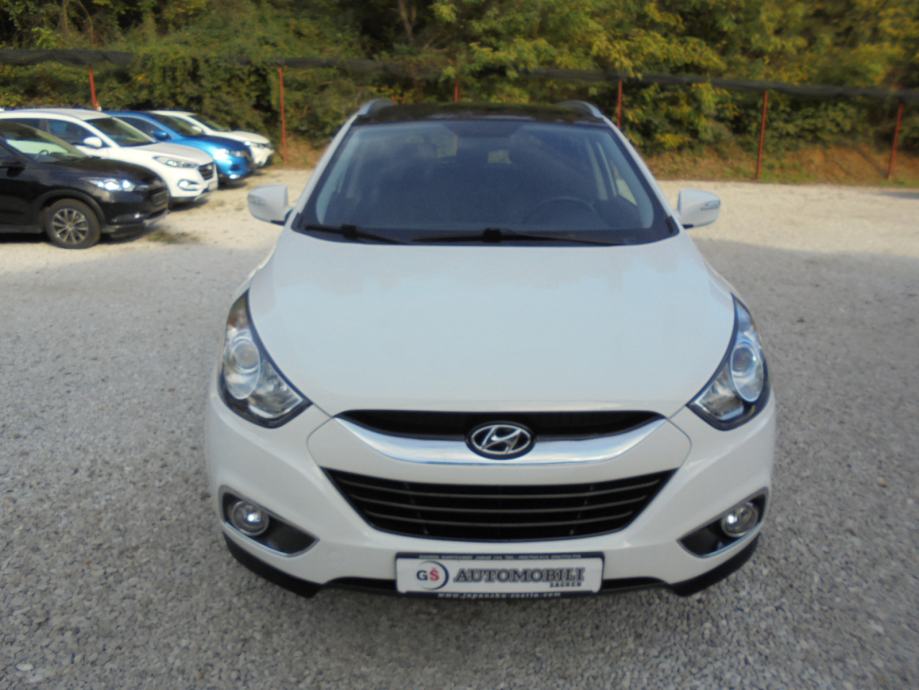 hyundai-ix35-1.7-crdi-navigacija-kamera-tempomat-panorama-koza-alu-slika-205798050