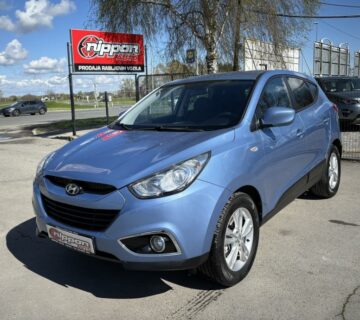 Hyundai ix35 2,0 CRDi KLIMA - HR AUTO - ALU - SERVISNA - cover