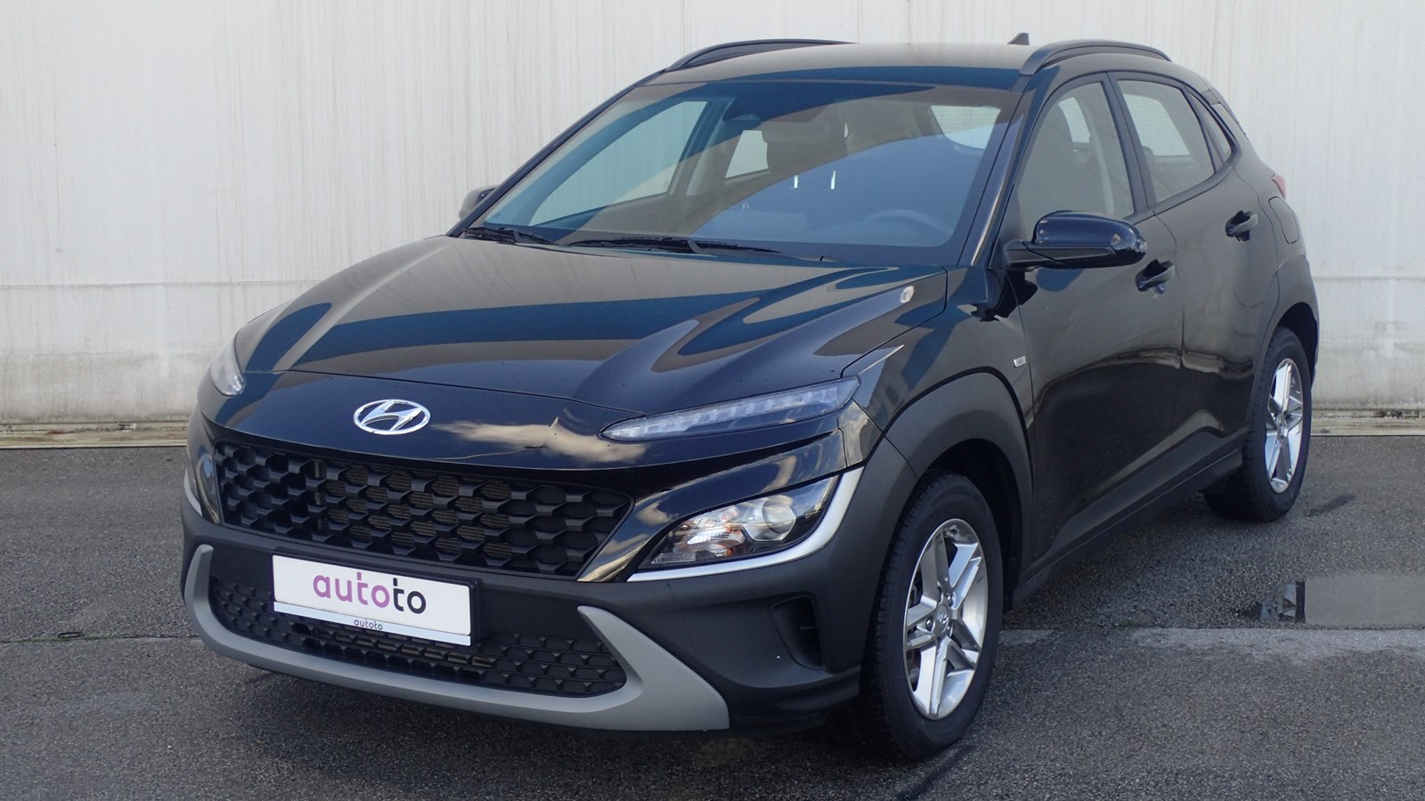 hyundai-kona-10-t-gdi-benzin-rabljeno-vozilo-at044-638350587972310095_1600_900