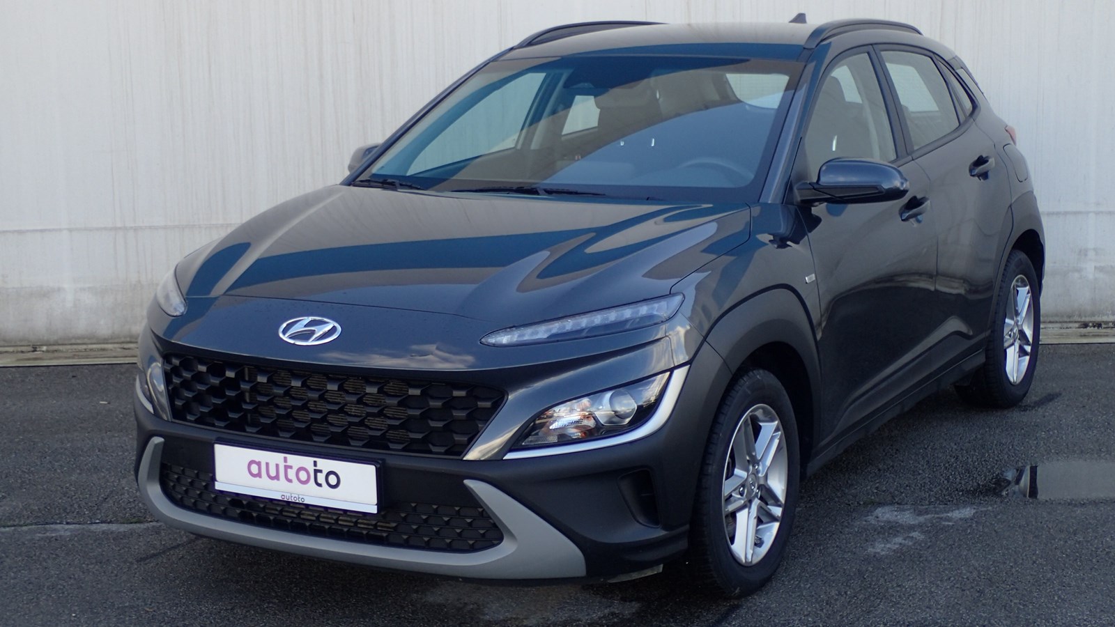 hyundai-kona-10-t-gdi-benzin-rabljeno-vozilo-at045-638350563106432757_1600_900