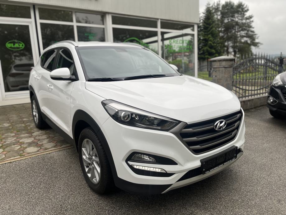 hyundai-tucson-1.7-crdi-navi-kamera-led-slika-220110203