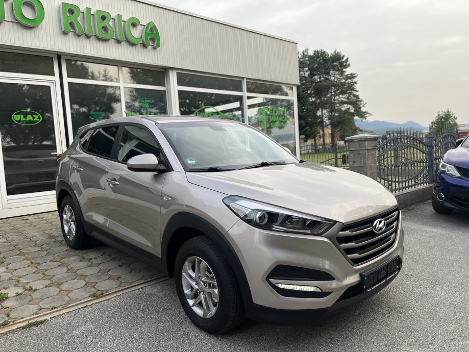 hyundai-tucson-1.7-crdi-slika-223763941