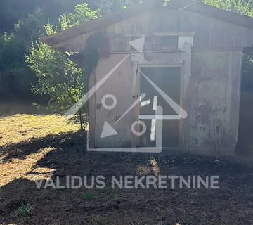 Čučerje, legalizirani objekt pov. 27 m2 na zemljištu površine 2267 m2 - cover