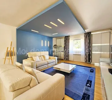 Centar, Medvedgradska, prostran 4 soban stan, garaža, 127.10m2, LIFT! - cover