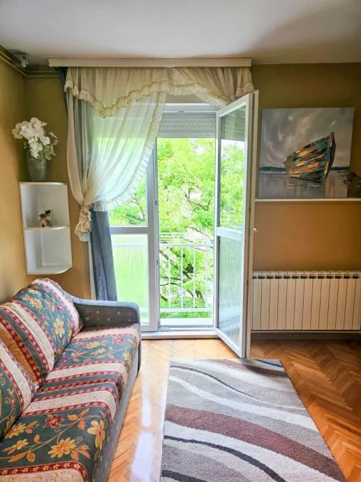 DVOSOBAN STAN 51m2 VOLTINO (prodaja) - cover