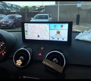 AUDI A1 8X original CARPLAY NAVIGACIJA ANDROID EKRAN RADIO kamera - cover