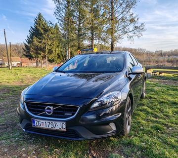 Volvo V40 D2,84 kW R-DESIGN - cover