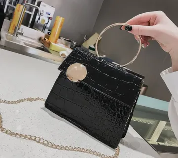 Ženska torba - Gold button - cover