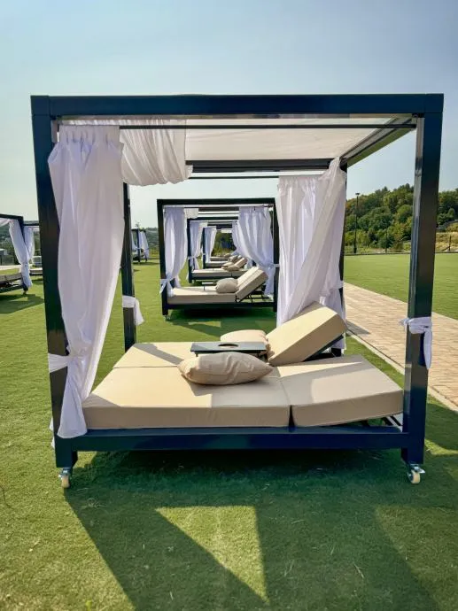 Luksuzni čelični baldahini - URBAN i URBAN PREMIUM - NOVO - cover