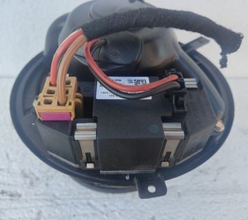 VENTILATOR KABINE SKODA OCTAVIA 2 2004-2012  - cover