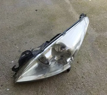 PEUGEOT 3008 2010 PREDNJI LIJEVI FAR - cover