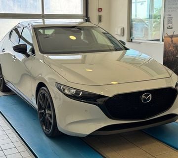 Mazda 3 G140 AT NAGISA automatik - cover
