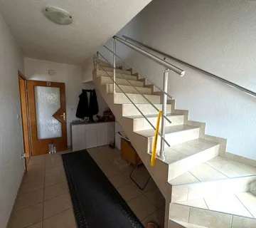 Dvojna kuća BUDENEC, SESVETE 174m2 (prodaja) - cover